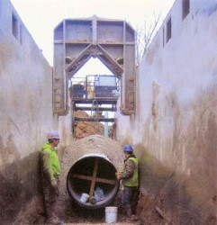 Steel Trench Box in Steel Trench Box